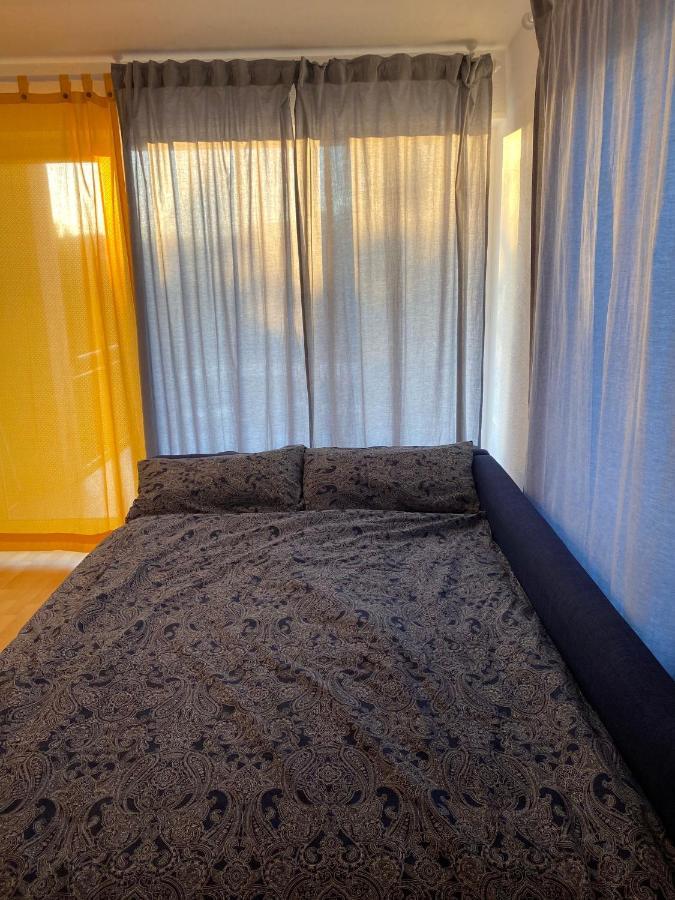 Harmony Apartment, Your Holiday Home In Rust With Balcony & River-View, 5Min To Europa-Park Esterno foto